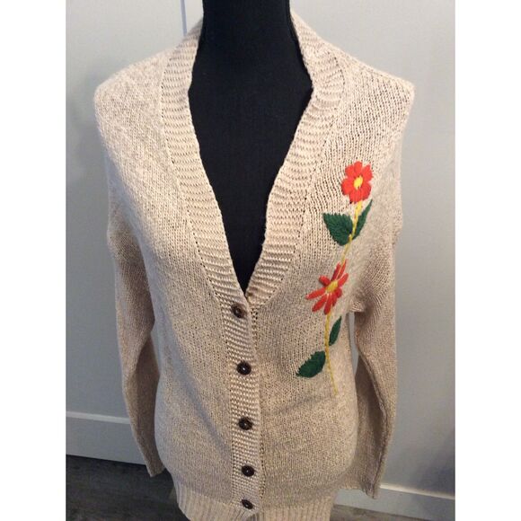Easel Small Retro Cardigan Front button Cozy Anthropologie Embroidered - Picture 3 of 6
